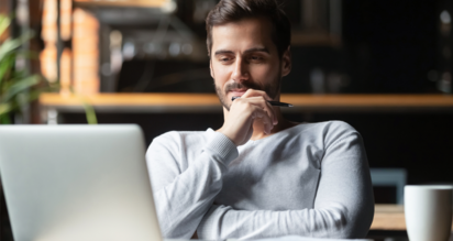 Junger Verwalter besucht ein Seminar von VDIVkmpakt