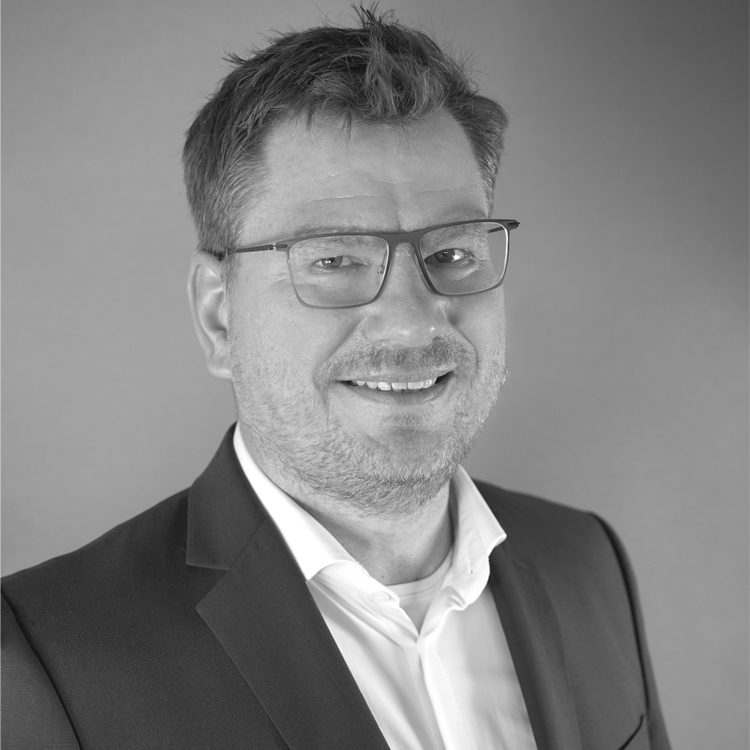 VDIV Ansprechpartner bei Domcura - Kolja Bustorf