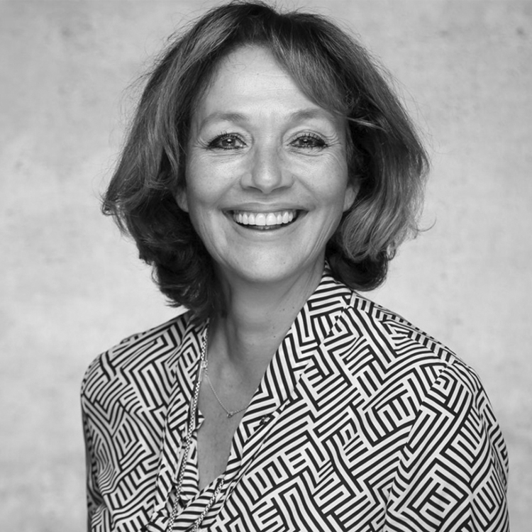 VDIV Ansprechpartner bei Dr Adams - Bettina Adams