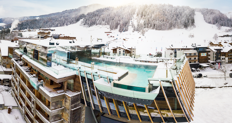 Tagungshotel der VDIV-Wintertagung mit Infinitypool